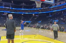 赞美万机之神欧姆尼赛亚