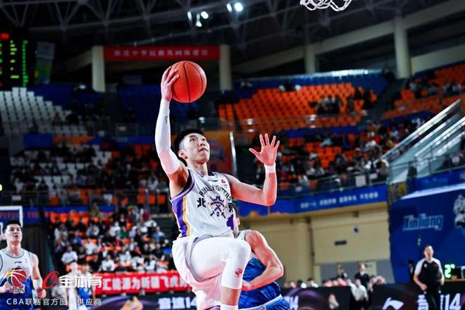 北控男篮战胜广东